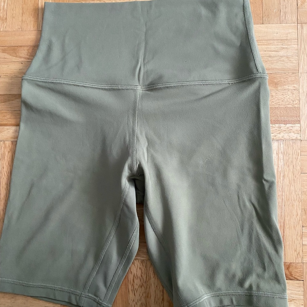 Lululemon align shorts